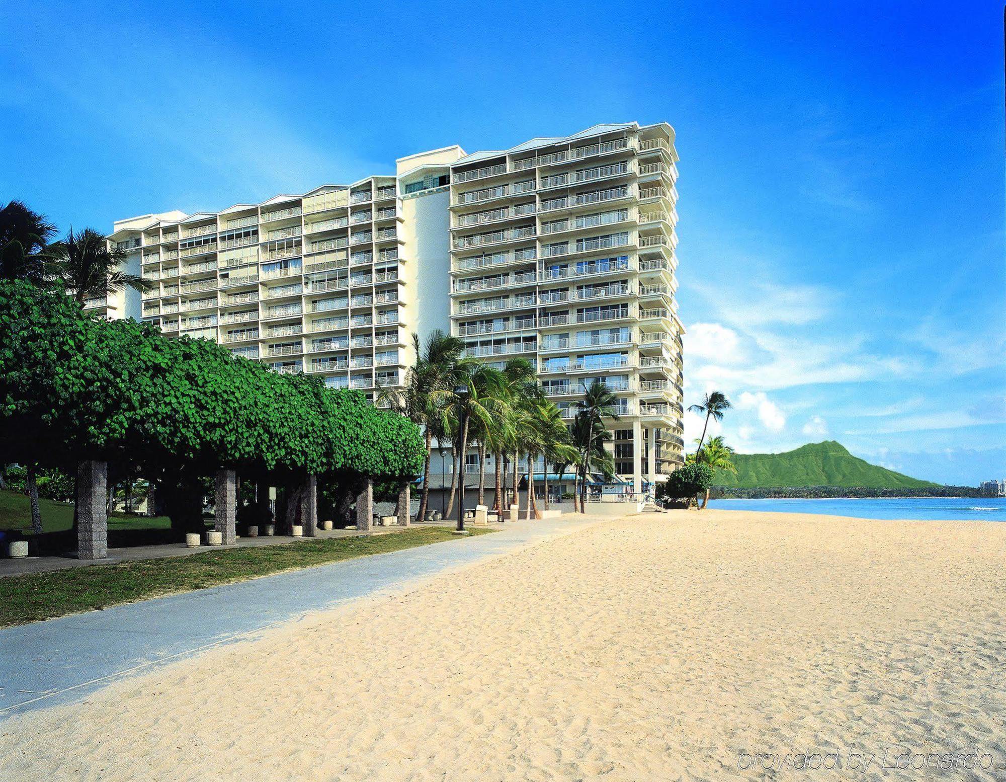 Castle Waikiki Shores Honolulu Exterior photo